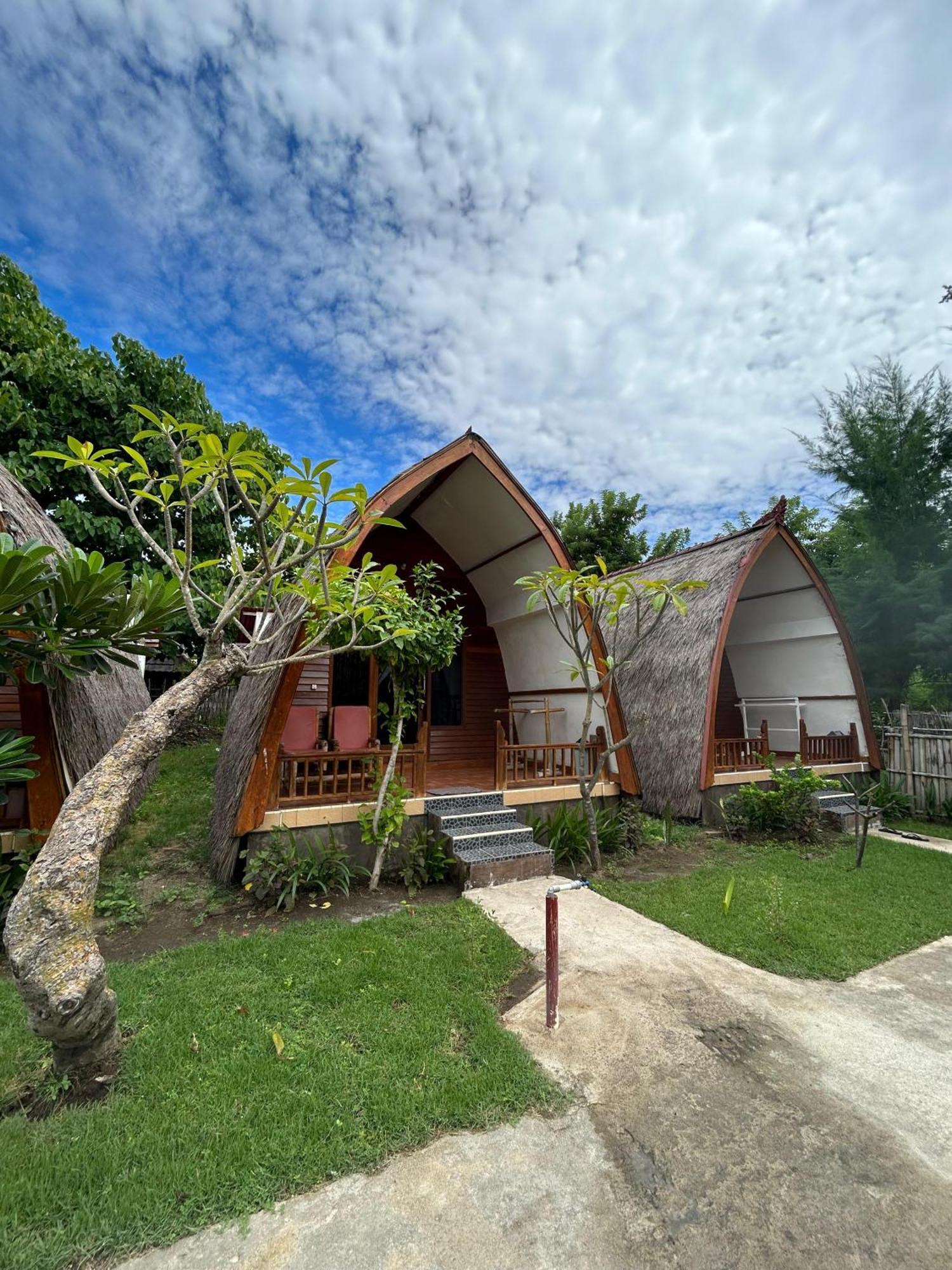 We'Be Cottages Gili Meno Exterior photo