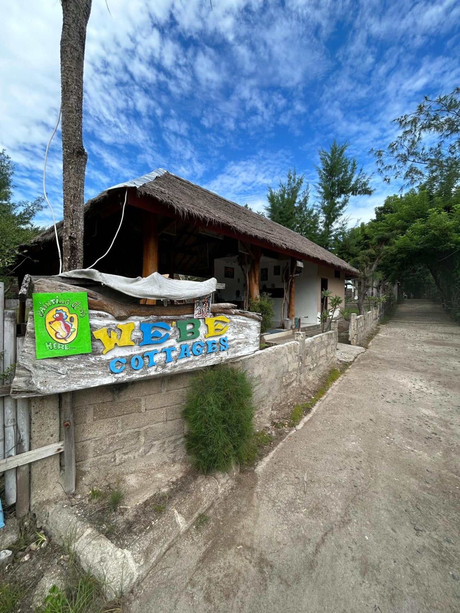 We'Be Cottages Gili Meno Room photo